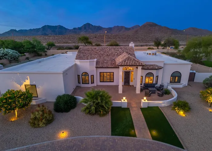 Luxury Oasis Slide Pool Pickleball Game Villa Scottsdale